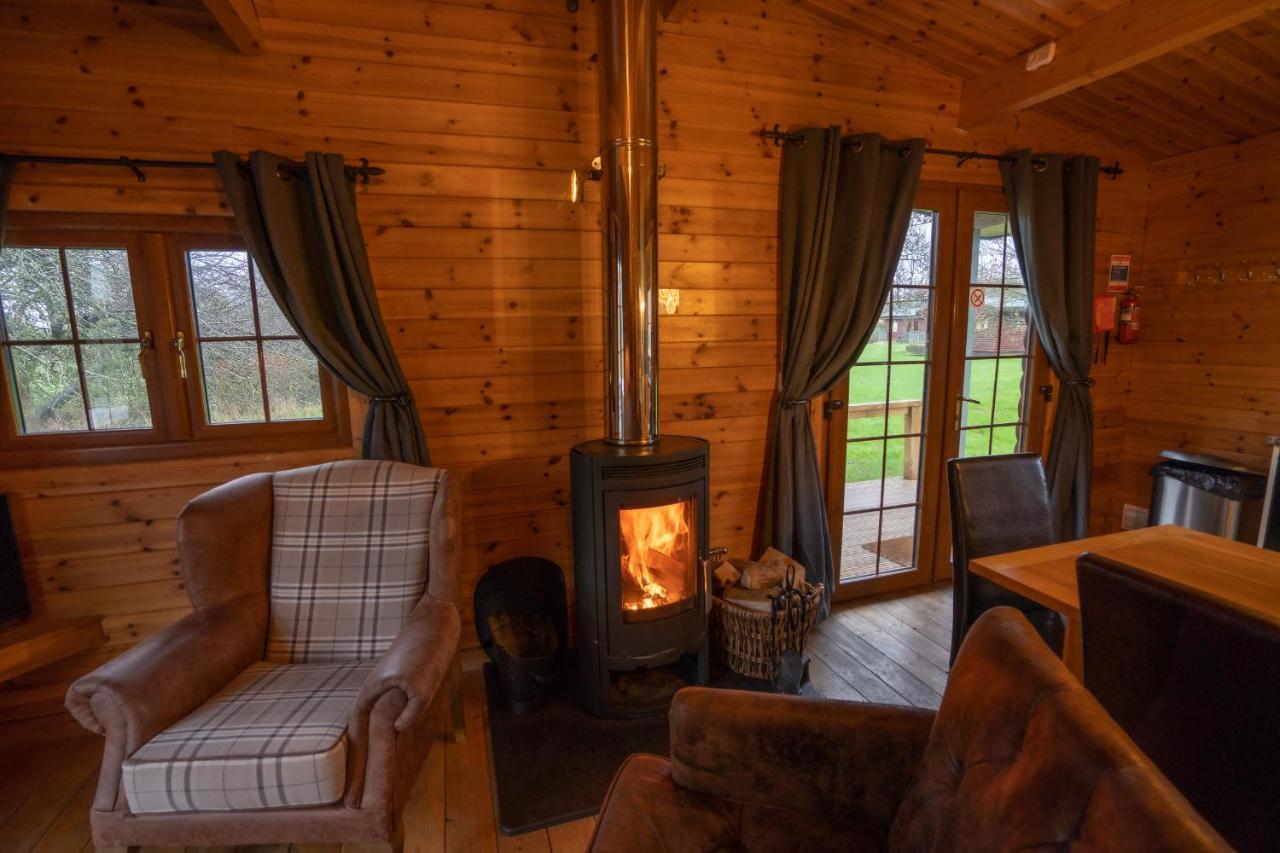 Wall Eden Farm - Luxury Log Cabins And Glamping Highbridge Ngoại thất bức ảnh