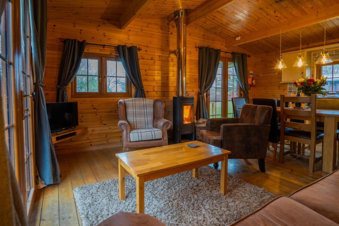 Wall Eden Farm - Luxury Log Cabins And Glamping Highbridge Ngoại thất bức ảnh