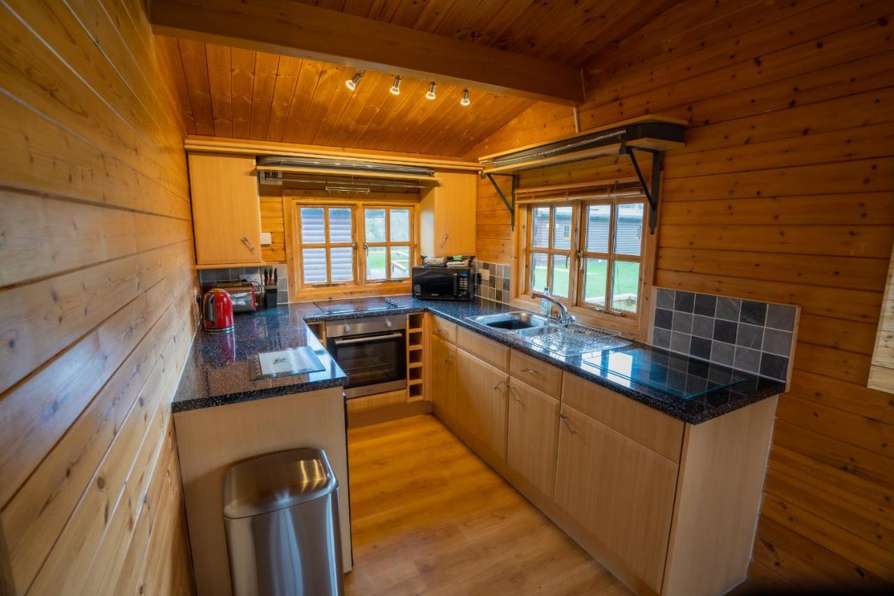 Wall Eden Farm - Luxury Log Cabins And Glamping Highbridge Ngoại thất bức ảnh