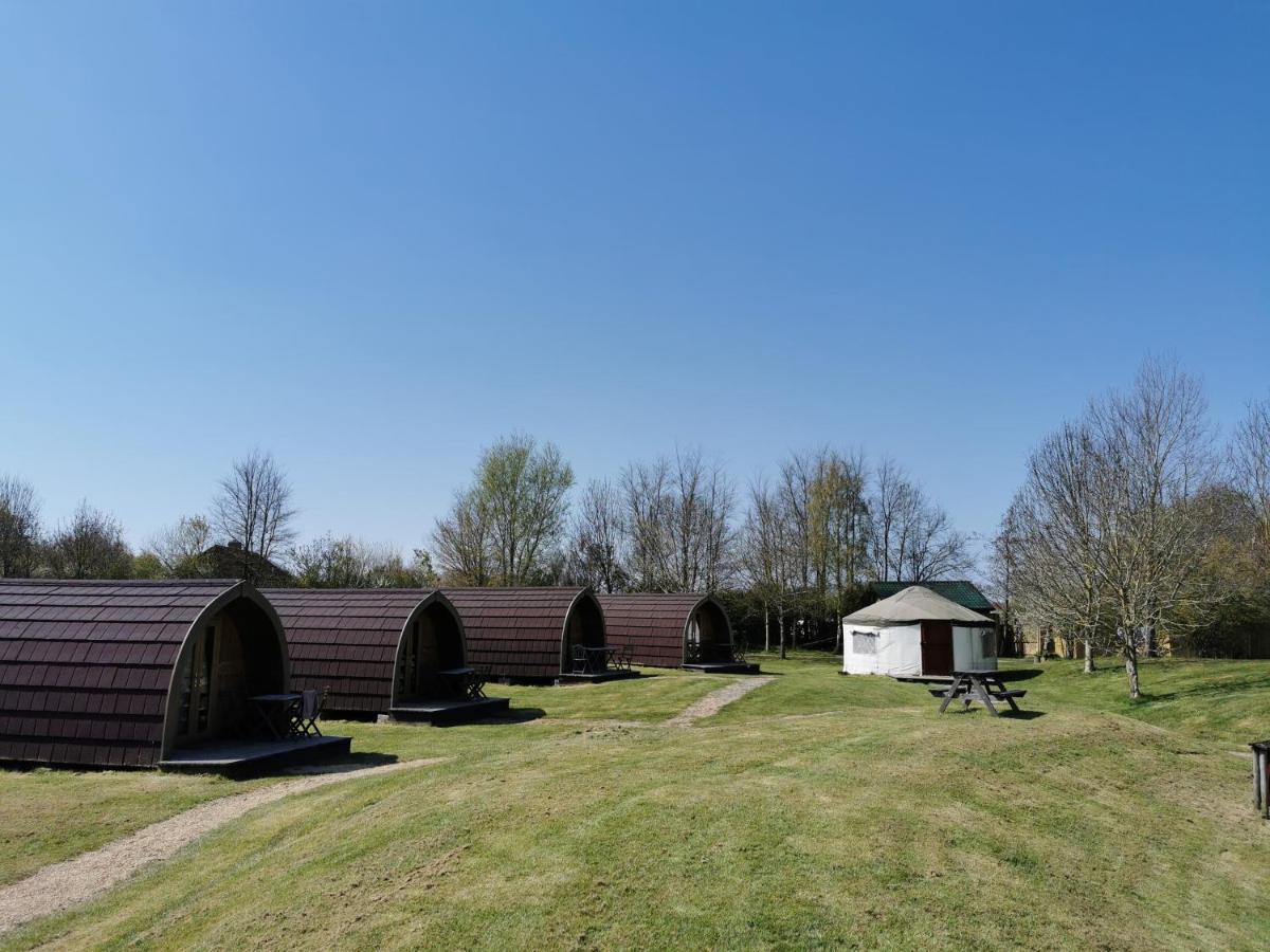 Wall Eden Farm - Luxury Log Cabins And Glamping Highbridge Ngoại thất bức ảnh