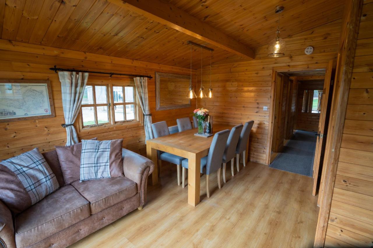 Wall Eden Farm - Luxury Log Cabins And Glamping Highbridge Ngoại thất bức ảnh